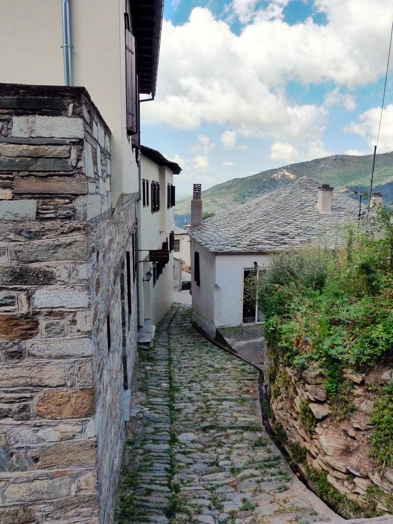 Traditional stoned path