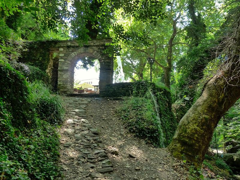 The entrance to the path of the Centaurs